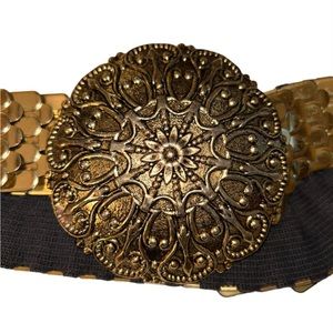 Saks Fifth Avenue Gold and Black Belt